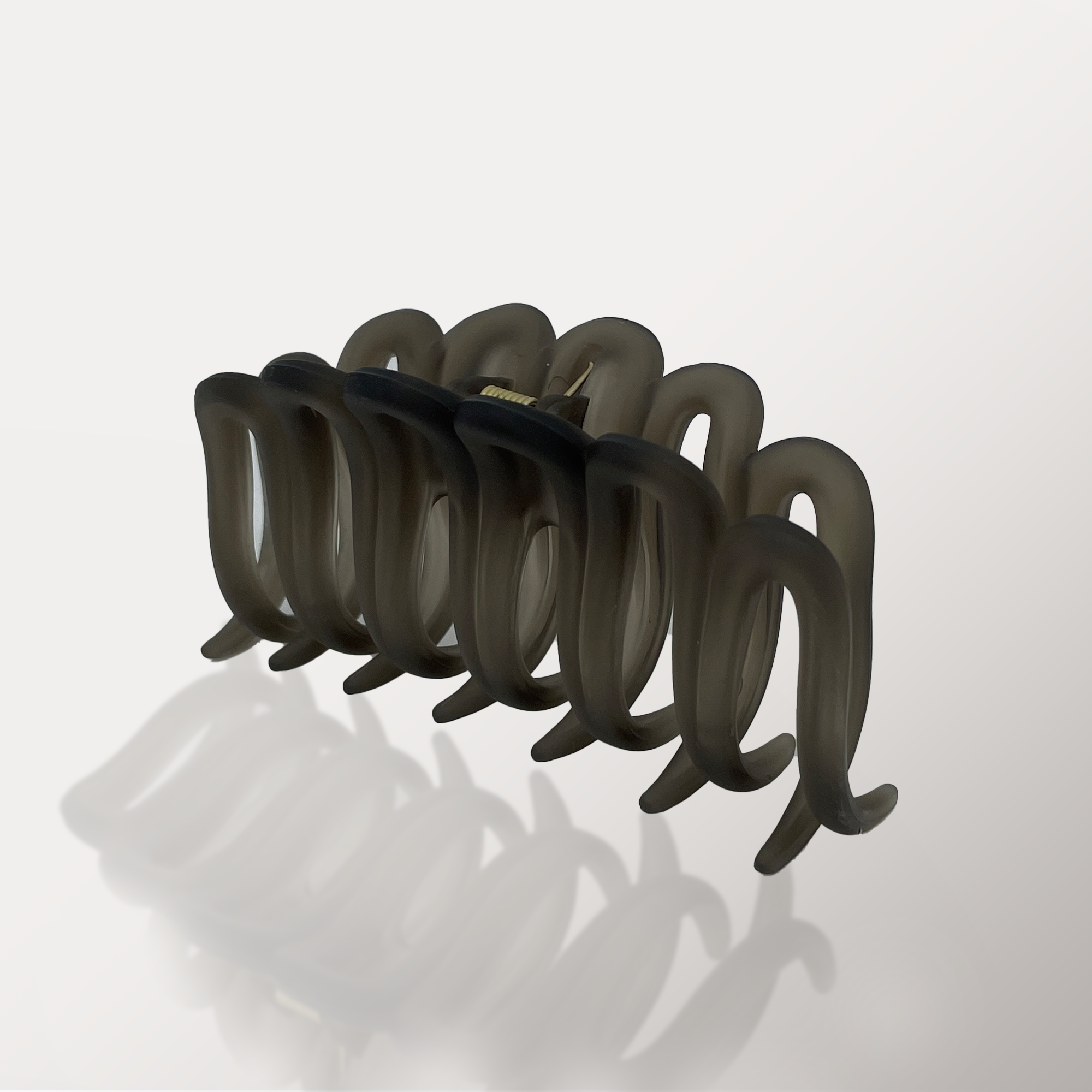 Large Matte Curly Hair Claw - Mens Hair Tools - Matte Grey